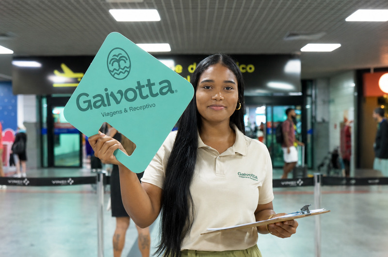 Atendente Gaivotta no aeroporto de Salvador